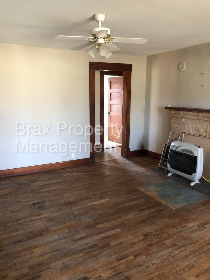 128 Elm Springs Rd - Photo 2 of 19