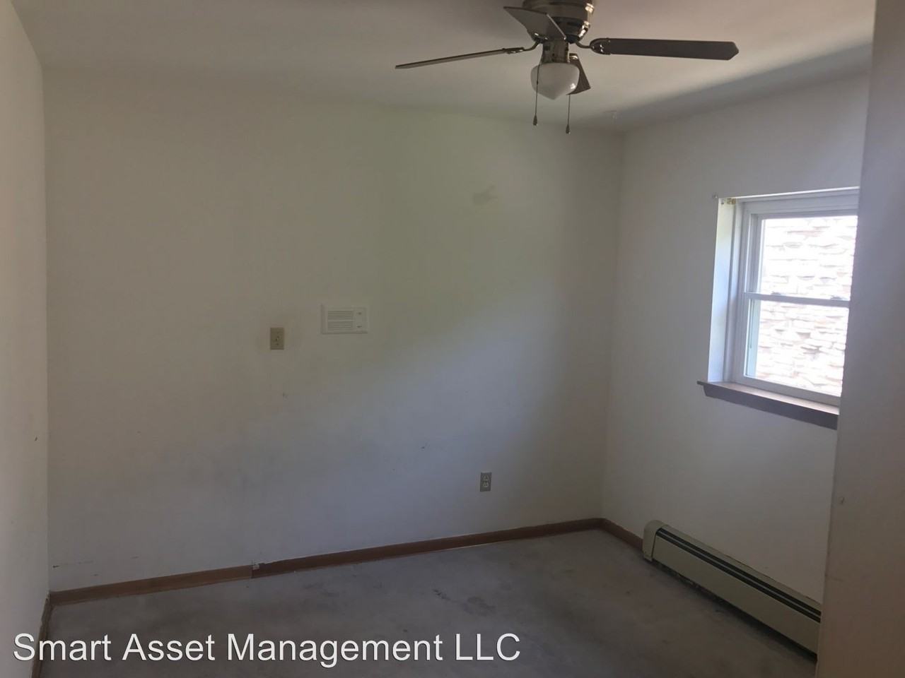 6815 W Hampton Ave - Photo 2 of 7