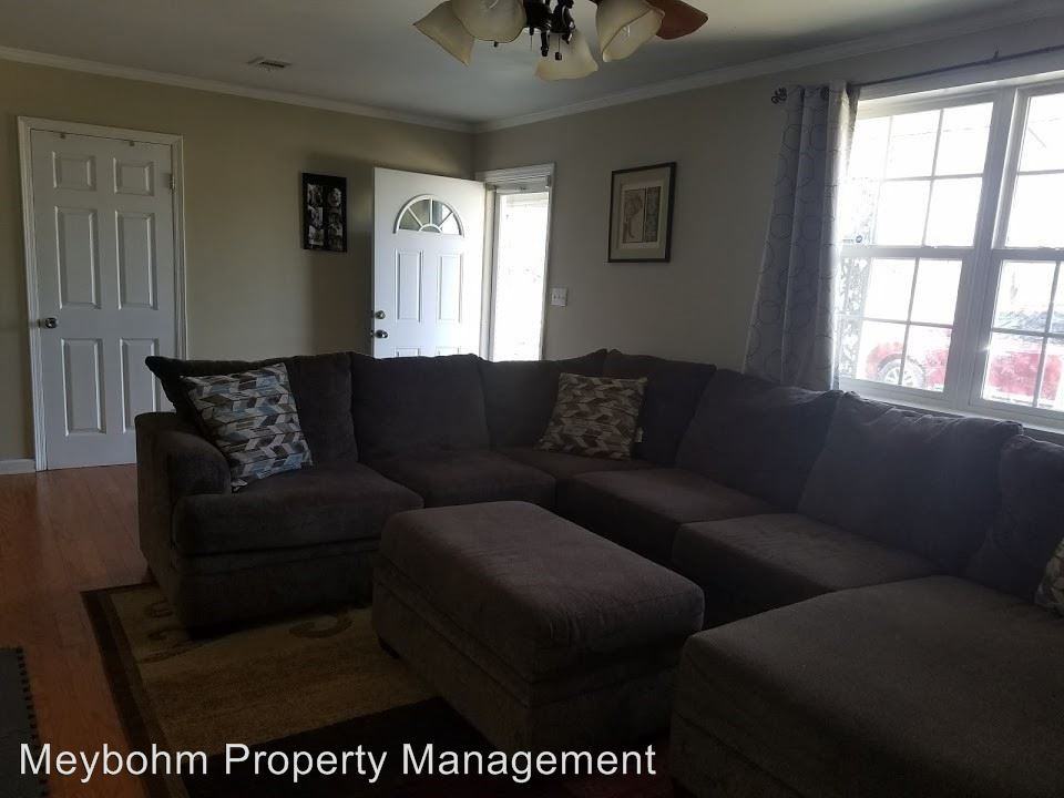 1556 Clark Rd - Photo 3 of 10