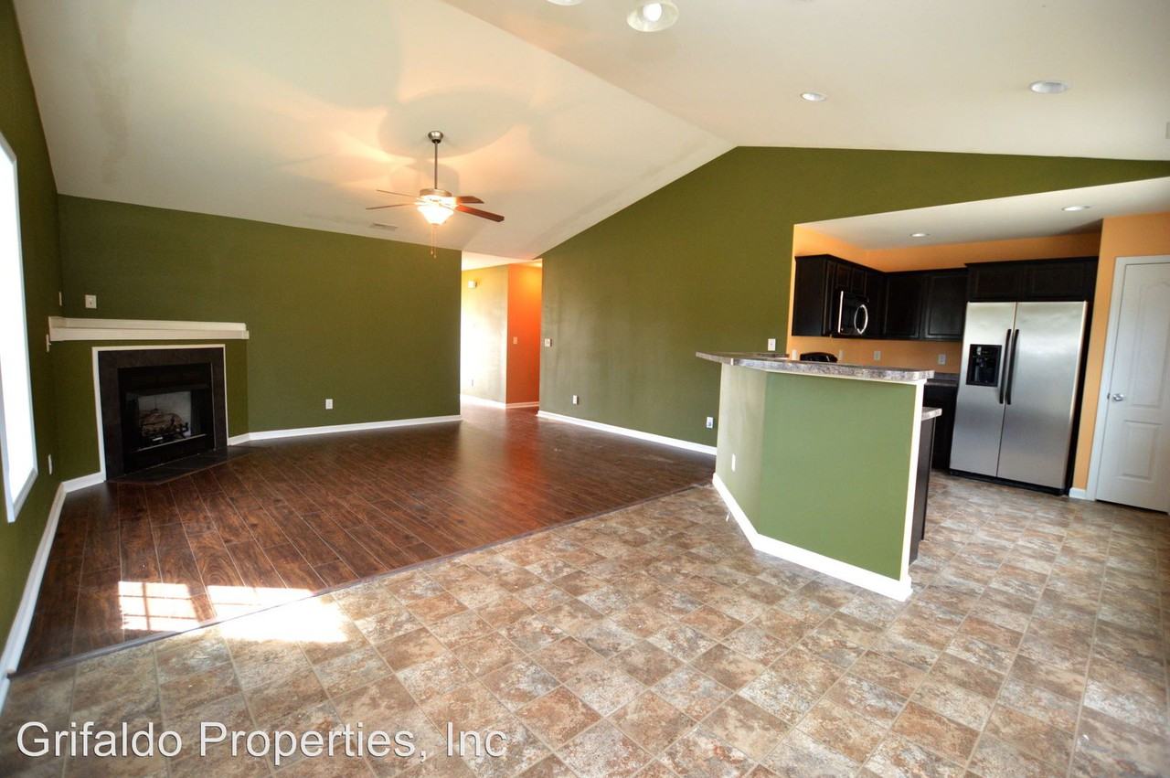 184 Christy Dr - Photo 3 of 20