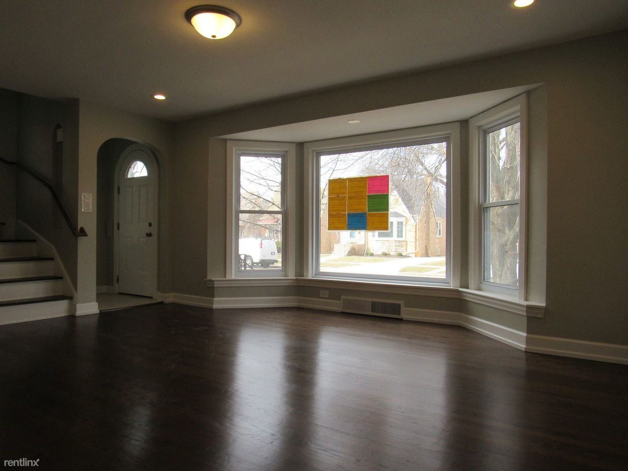 1731 N 75th Ct - Photo 3 of 35