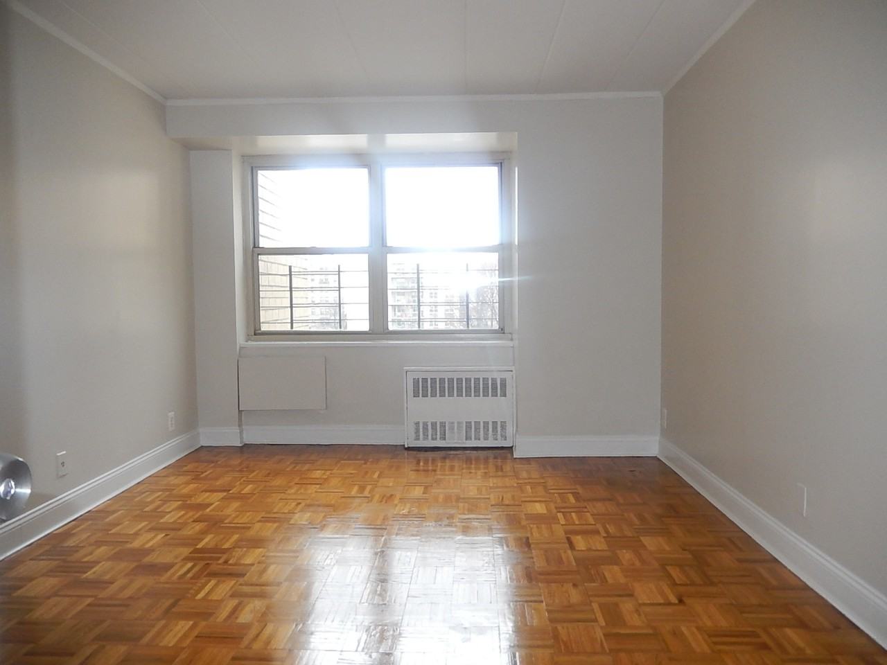 N 3rd Ave & E Sidney Ave, Mt Vernon, NY 10550, US #5O