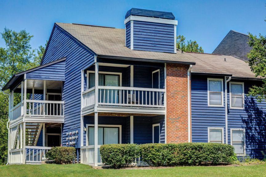 455 Arbor Place - Photo 3 of 19