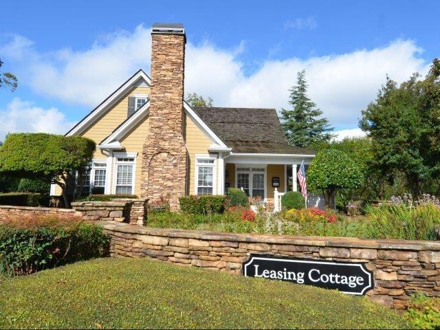 The Hamptons at East Cobb - Photo 3 of 17