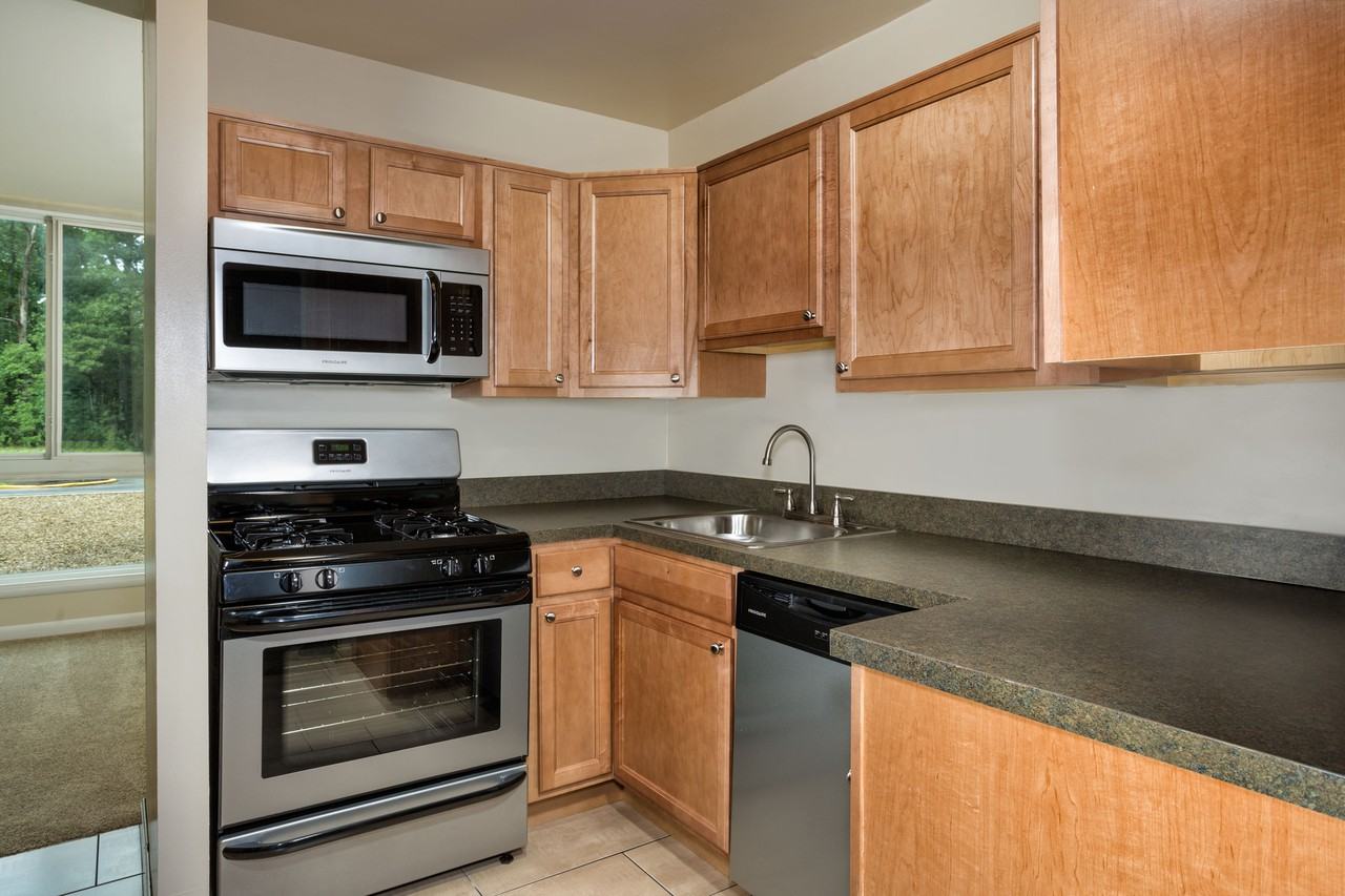 Charlestowne North - Photo 2 of 11