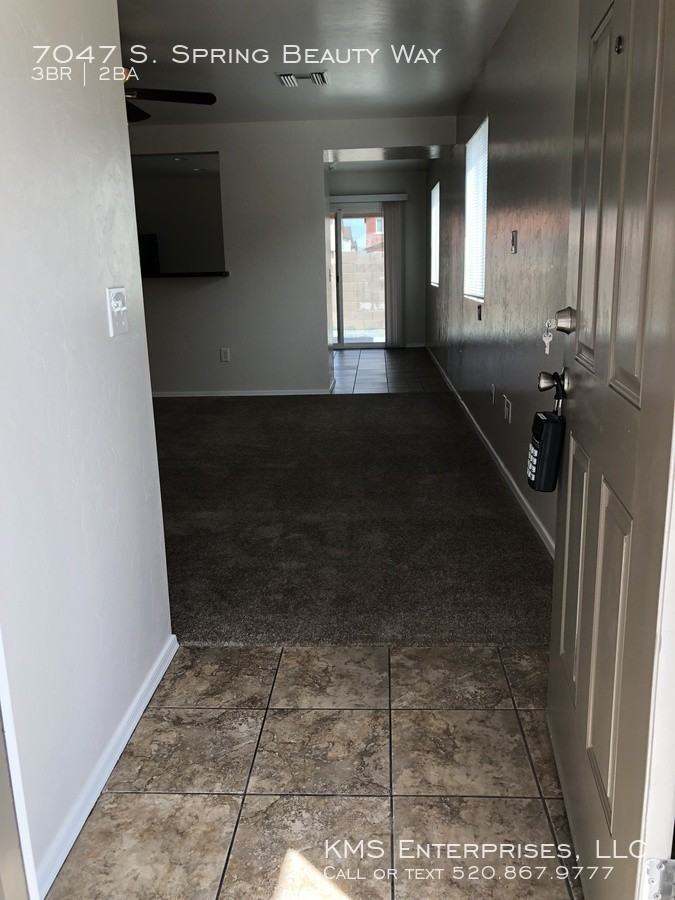 7047 S Spring Beauty Way - Photo 2 of 22
