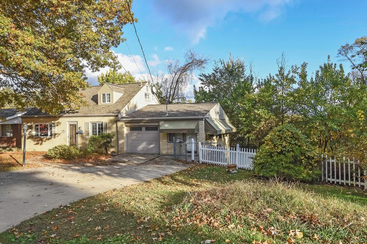 2551 Winchester Dr - Photo 2 of 28