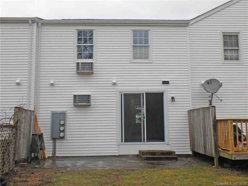 13 Lakeside Dr #K - Photo 2 of 25