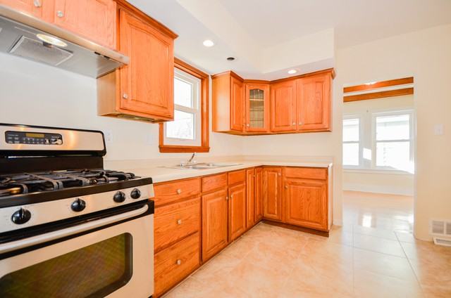 719 Lebanon St - Photo 3 of 23