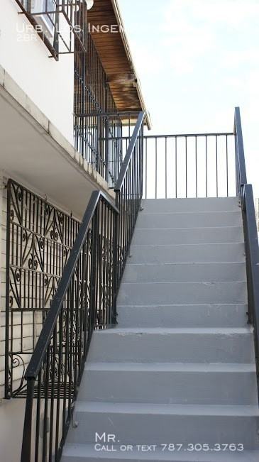 Urb. Los Ingenieros calle Fernando Calder #525 - Photo 2 of 5