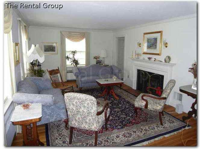 67 Bright Rd SINGLEFAMI - Photo 2 of 22