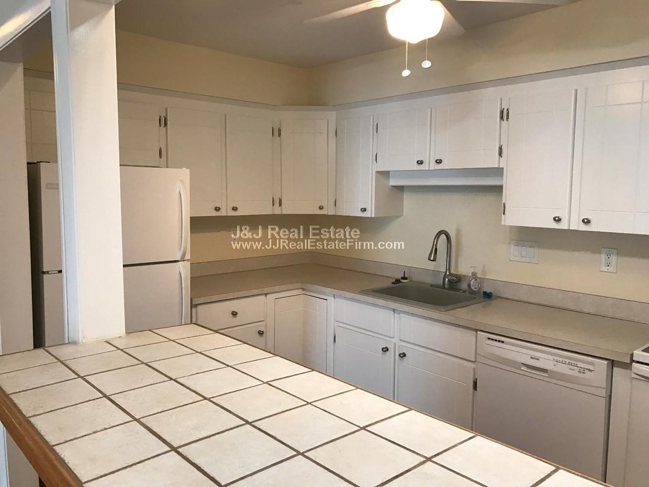 1 Eaglehead Terrace 1 - Photo 3 of 11