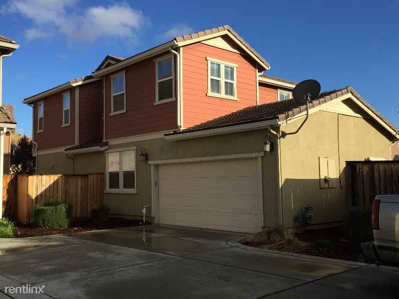 9330 Vintner Cir - Photo 2 of 18