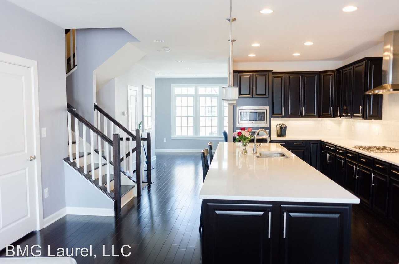 11271 Terrace Ln - Photo 2 of 21