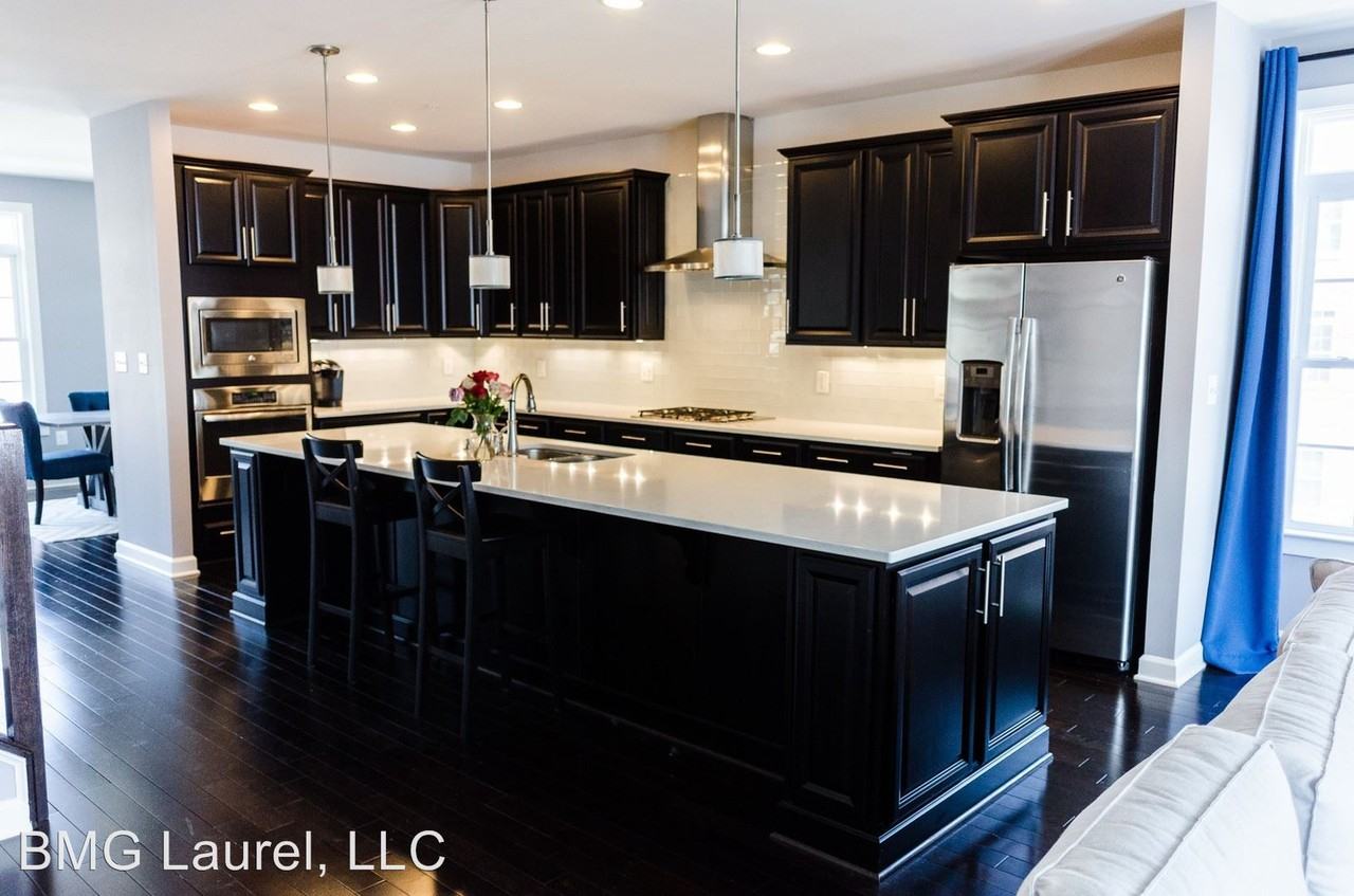 11271 Terrace Ln - Photo 3 of 21