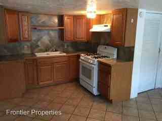 22635 Sherman St - Photo 3 of 8