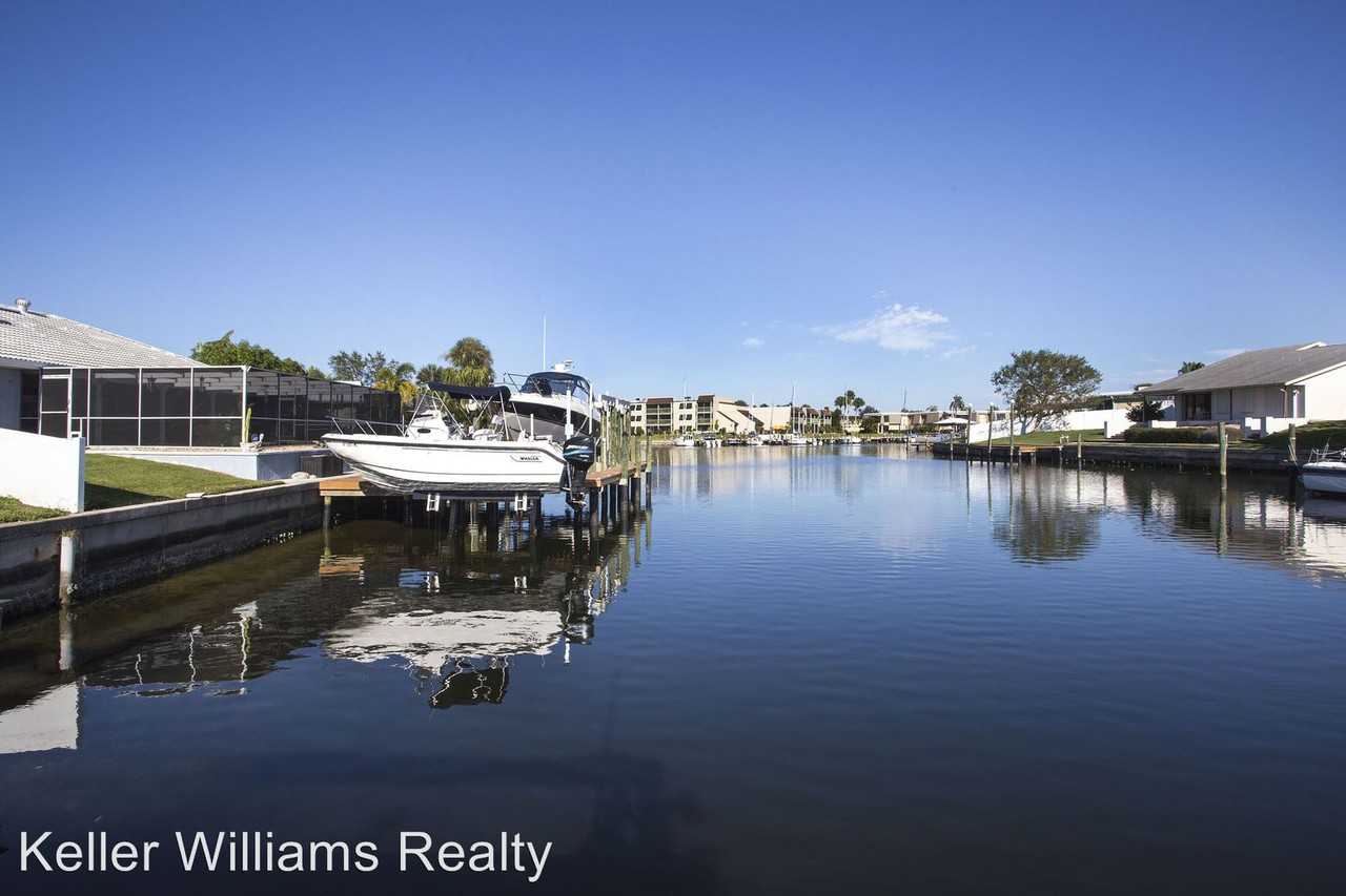 6329 Balboa Ln - Photo 2 of 29