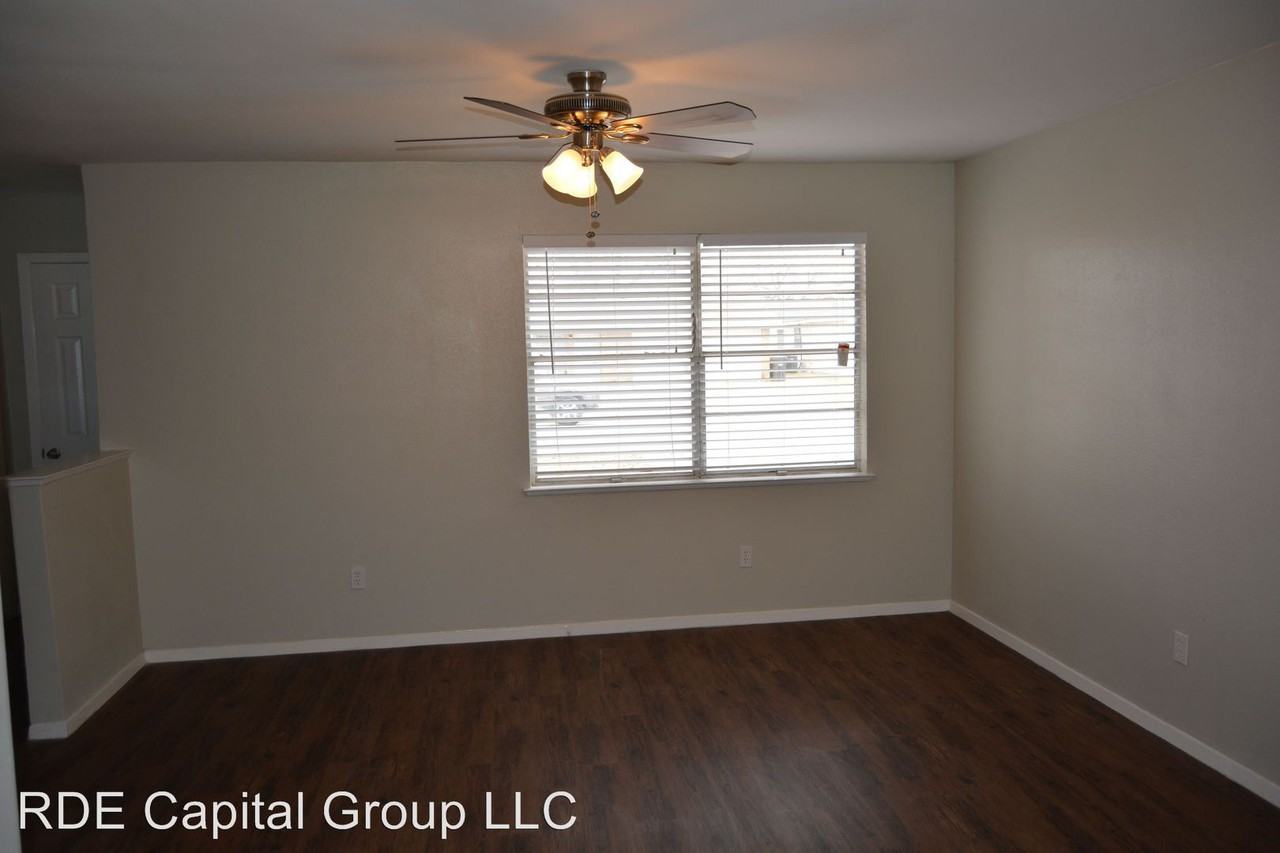 5633 Conroy St - Photo 3 of 13