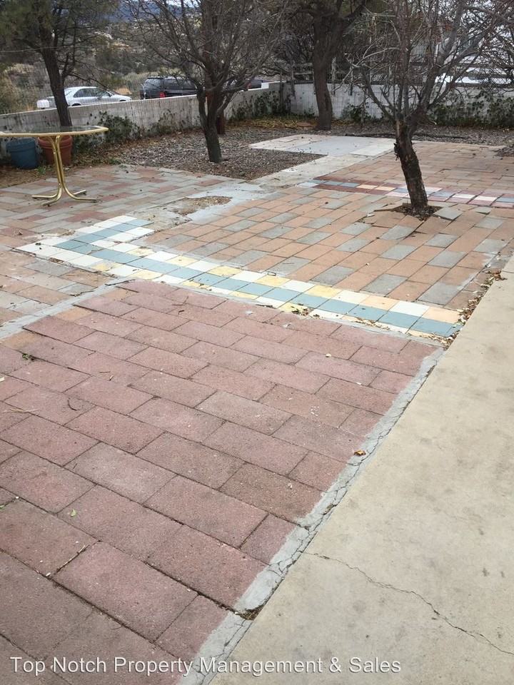 1951 Emerald Dr - Photo 3 of 18