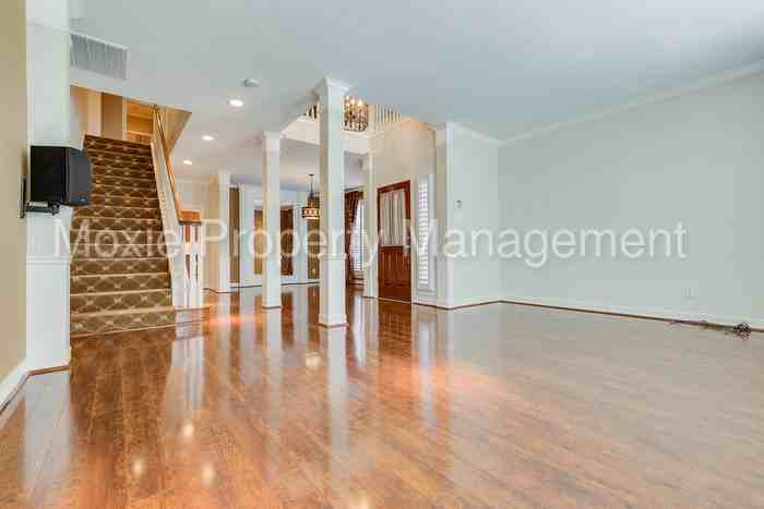 1000 W Belknap St - Photo 3 of 39