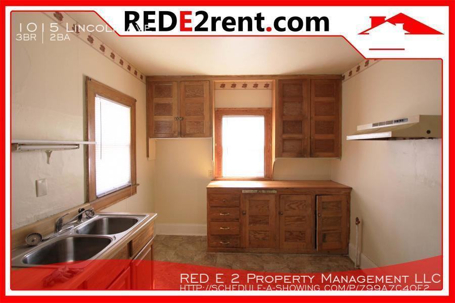 1015 Lincoln Ave - Photo 2 of 10