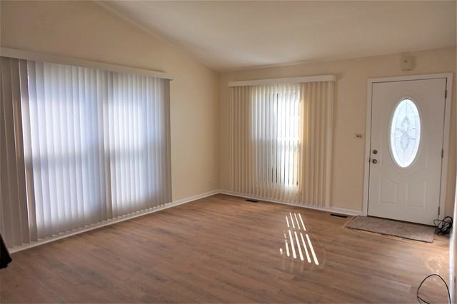 1988 Dunmore Pl - Photo 2 of 11