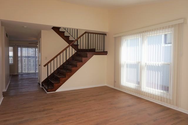 1988 Dunmore Pl - Photo 3 of 11