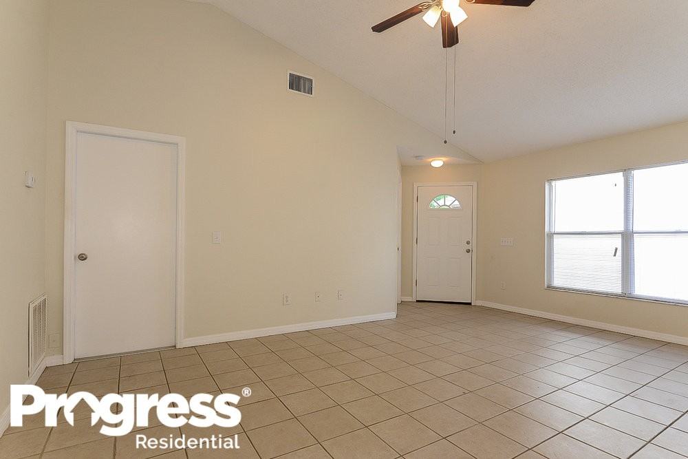 1840 Falling Star Ln - Photo 2 of 14