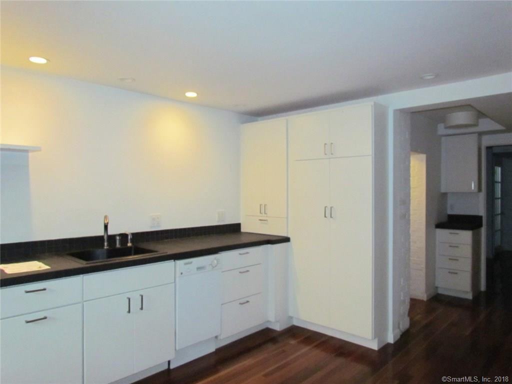 185 St Ronan St - Photo 2 of 23