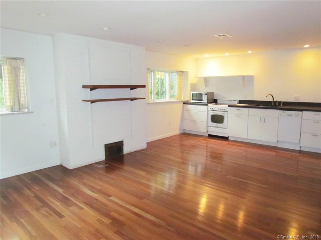 185 St Ronan St - Photo 3 of 23