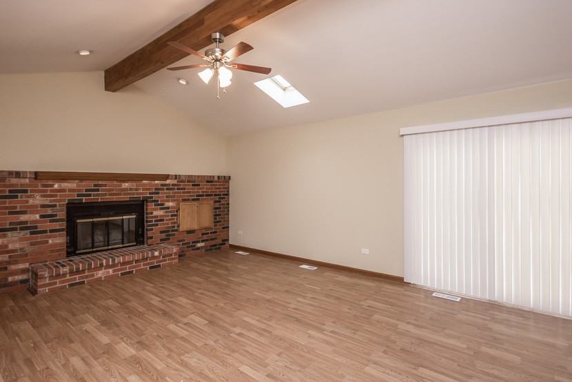 1116 Harvest Dr - Photo 2 of 15