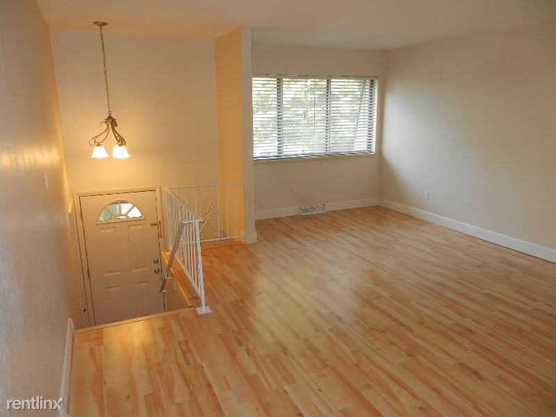 2747 Leisure Dr - Photo 3 of 32