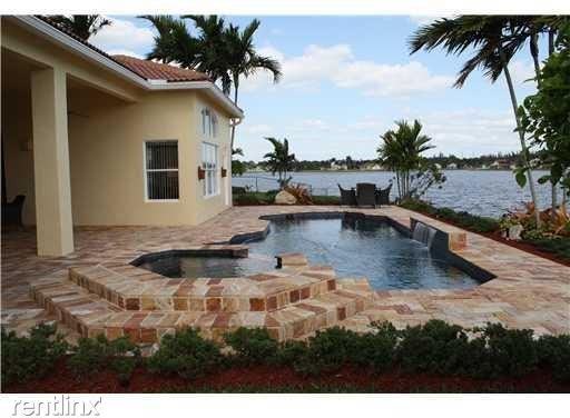 2321 NW 186th Ave - Photo 2 of 29