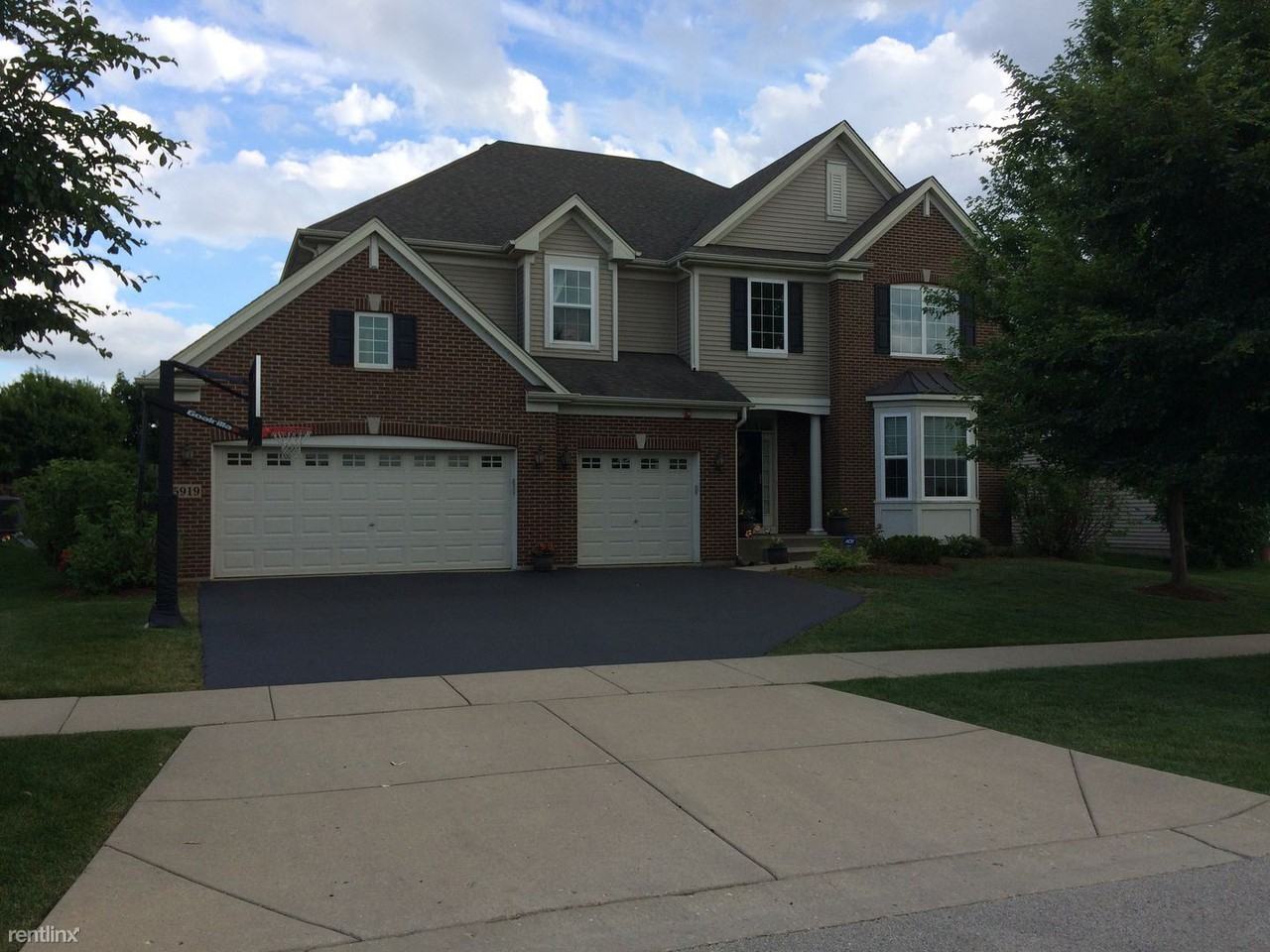 5919 Chatham Dr - Photo 2 of 26