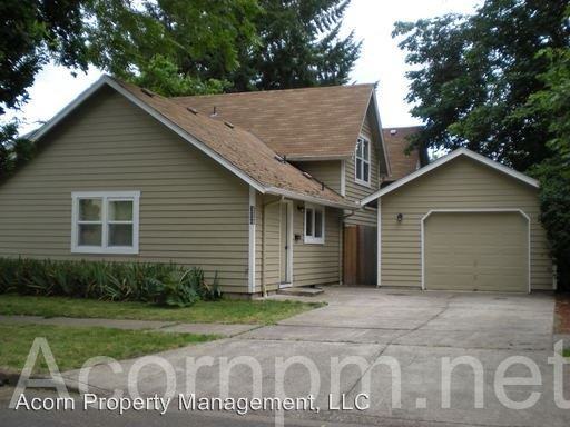 306 D St - Photo 2 of 9