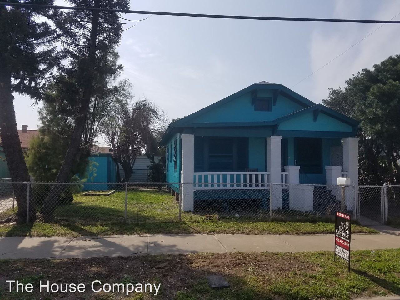 2615 37th St - Photo 2 of 16