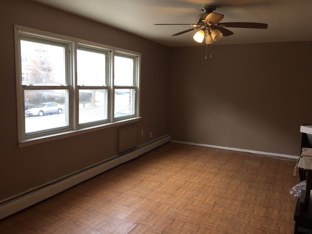 158-06 87th St - Photo 3 of 5