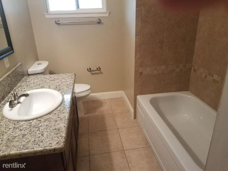 5809 Pearson Ave - Photo 3 of 16