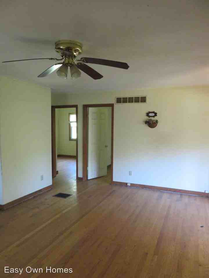 5219 Whittaker Rd - Photo 2 of 10