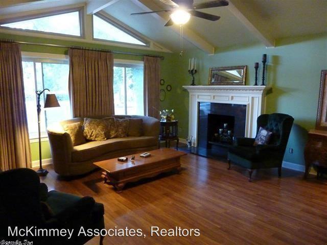 3202 Dogwood Ln - Photo 2 of 24