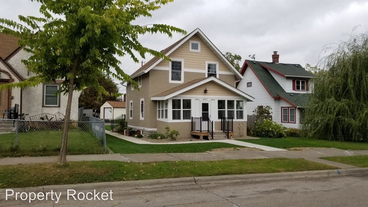 3807 Aldrich Ave N - Photo 3 of 38