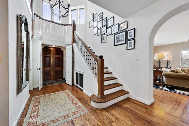 355 Kenilworth Ave - Photo 2 of 27