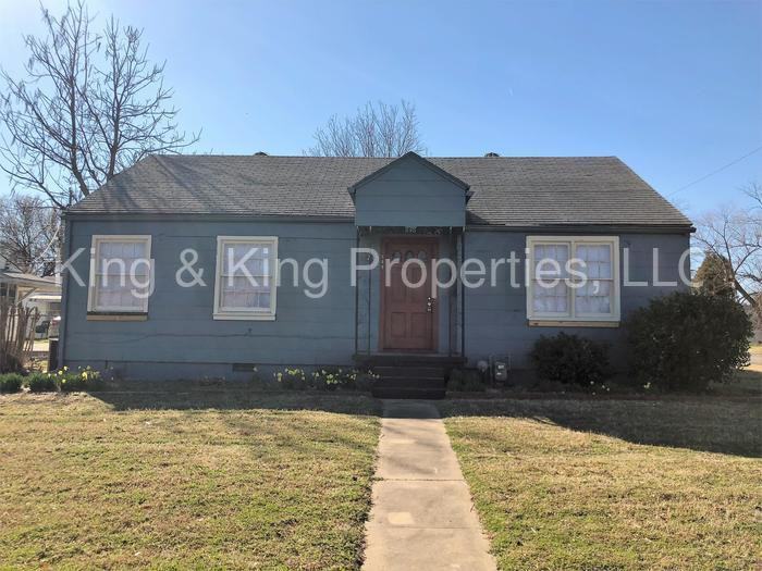 848 N Marion Ave - Photo 3 of 18