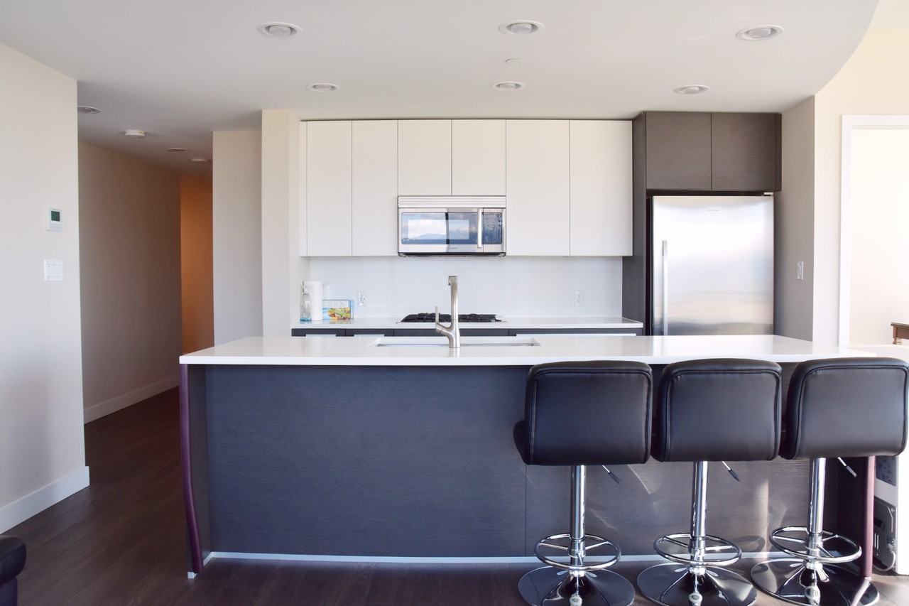 2008 Rosser Avenue #3902