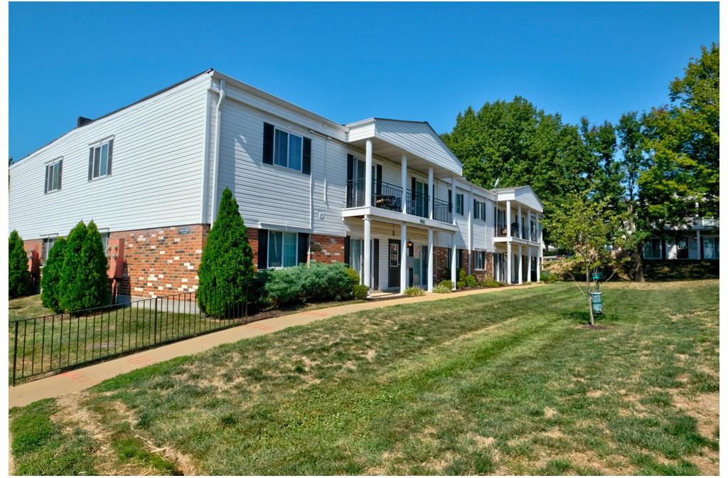 Heritage Estates Apartments 9196 Heritage Dr, Affton, MO 63123 Zumper