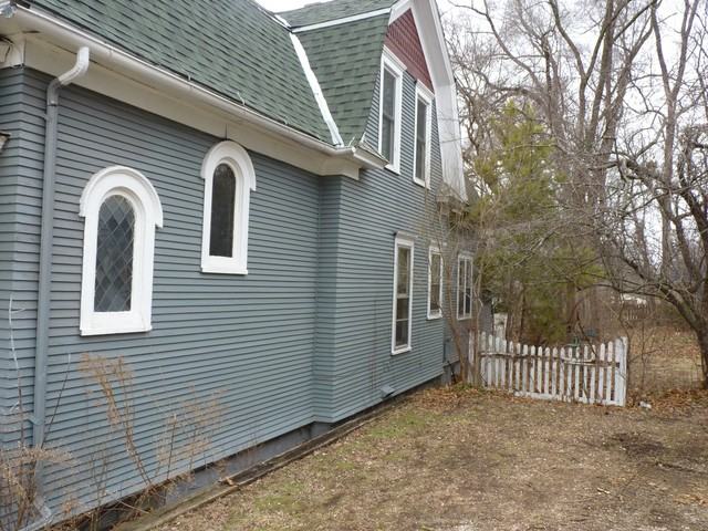 403 Hill St - Photo 2 of 20