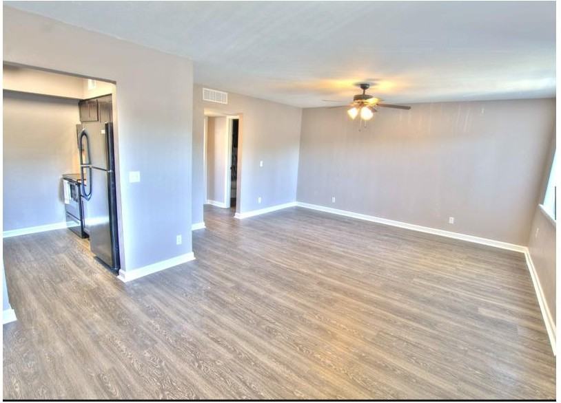 21 Penn - Photo 2 of 3