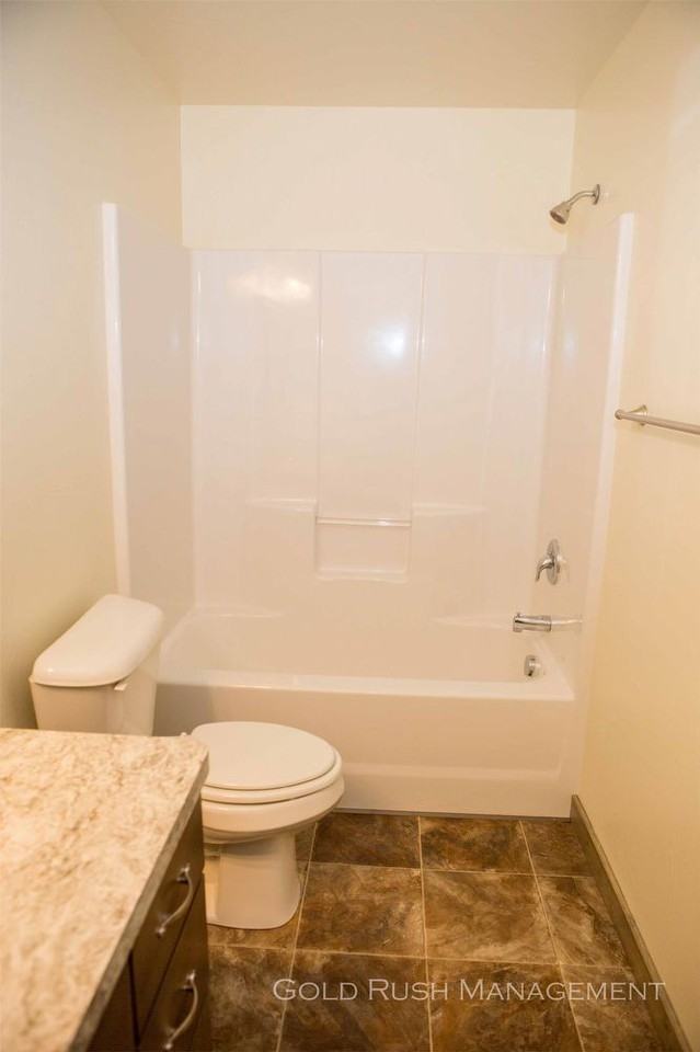 3245 3rd St - Photo 2 of 21