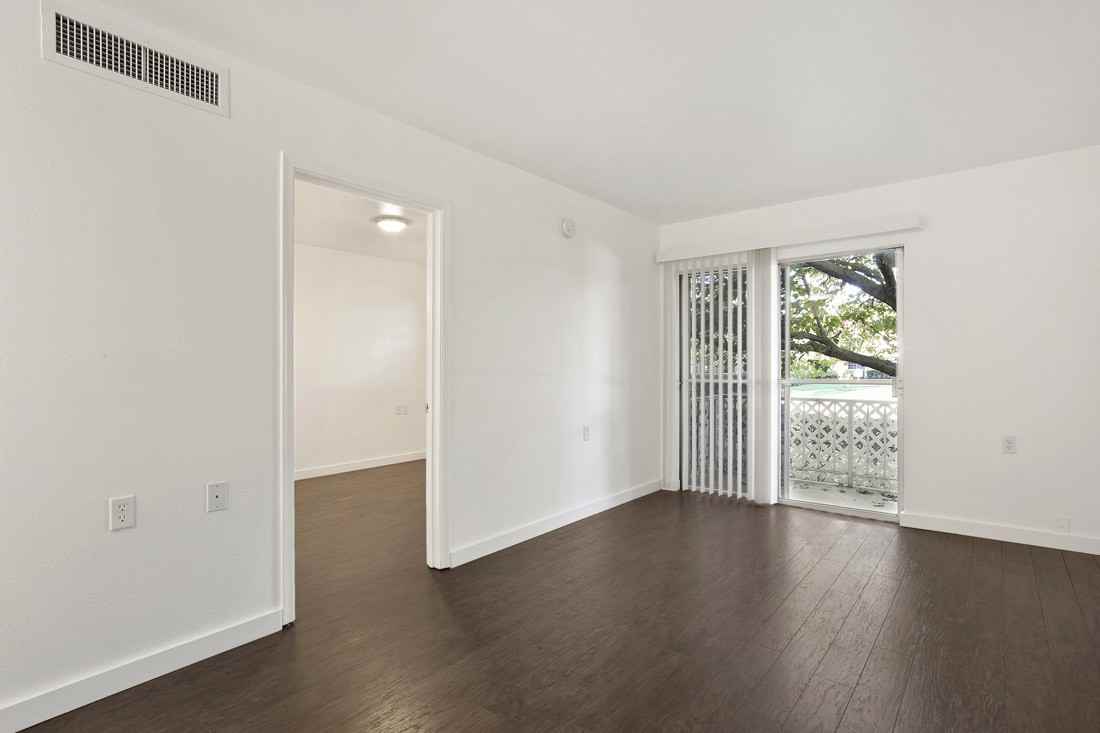 Forest Dale - Photo 7 of 41