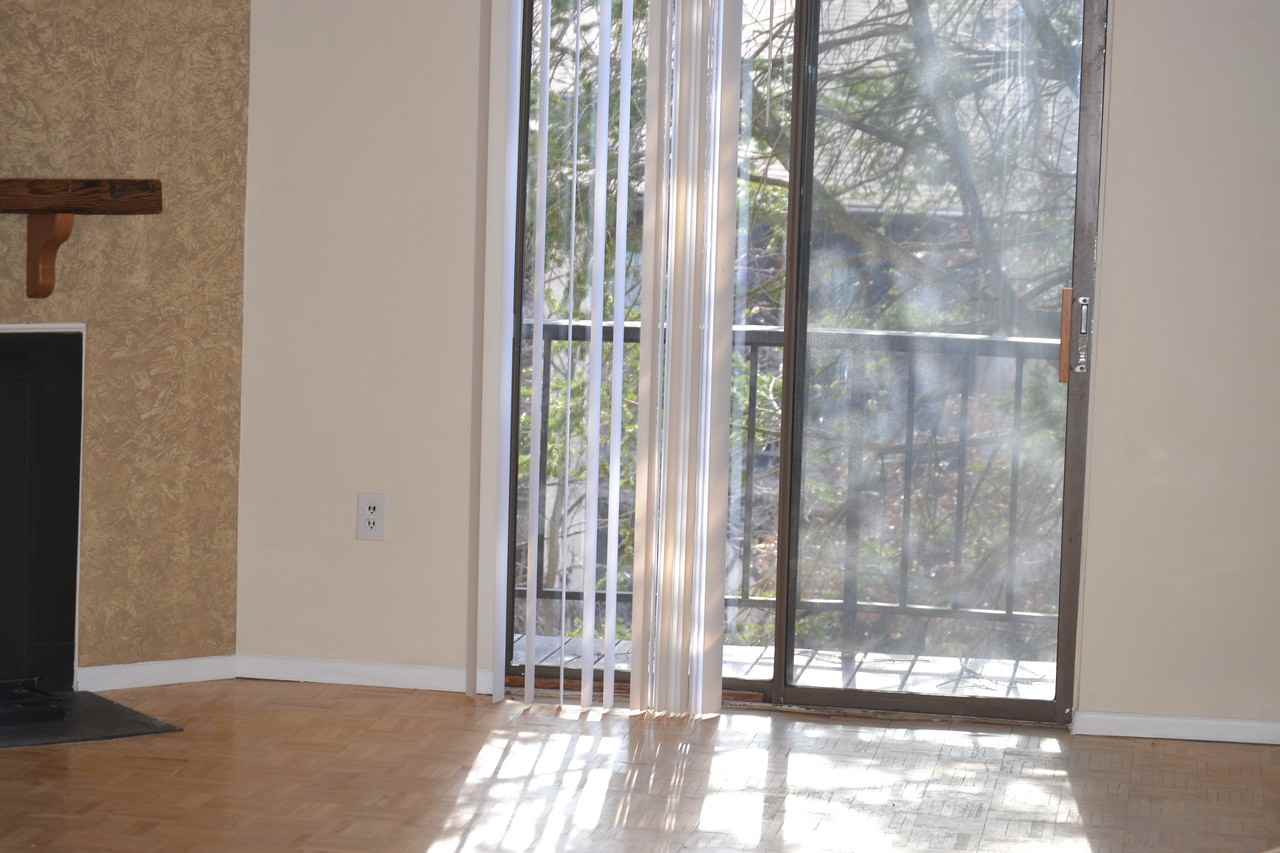 1404 Painters Crossing - Photo 2 of 9